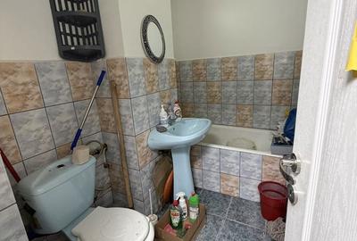 Spațiu comercial, de 18 mp, în Central - 4
