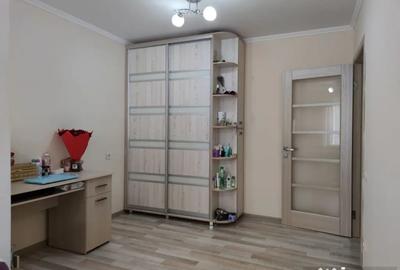 Apartament cu 2 camere decomandat în Dristor