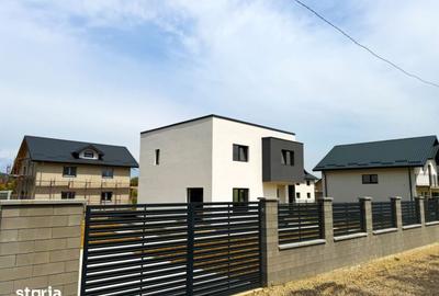 Casă cu 4 camere cu Teren 499 Mp în Mărăcineni - 1