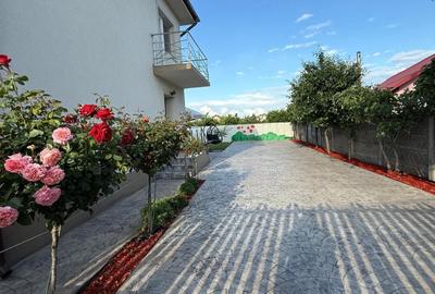 Casă cu 4 camere în Central - 5