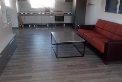 Casă cu 4 camere cu Teren 170 Mp în Central
