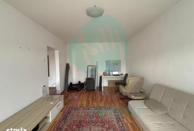 Apartament cu 2 camere decomandat în Titan