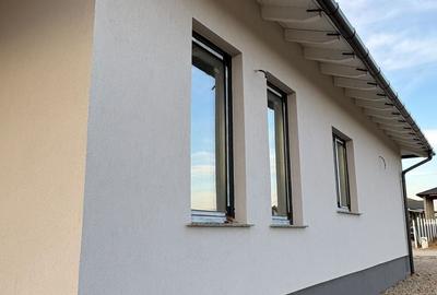 Casă cu 4 camere cu Teren 600 Mp în Oșorhei