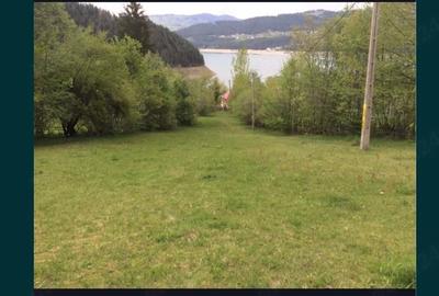 Teren de 2760 mp, în Central