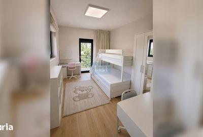 Apartament cu 3 camere decomandat în Borhanci