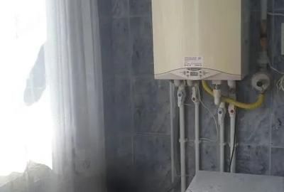 Apartament cu 2 camere decomandat în Micro 20