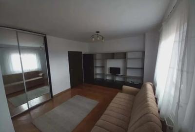 Apartament cu 2 camere semidecomandat în Centrul Istoric - 1