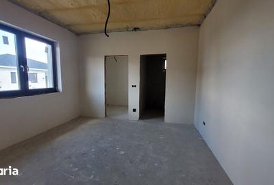 Casă cu 4 camere cu Teren 550 Mp în Lazuri - 9