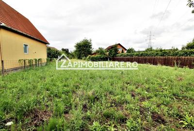 Teren Construcții intravilan de 1718 mp, în Sântana de Mureș