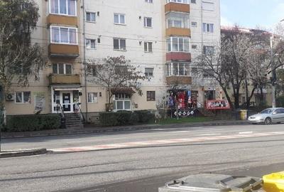 Spațiu comercial, de 45 mp, în Girocului