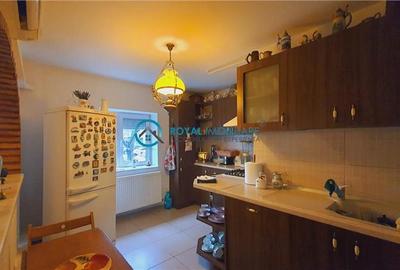 Apartament cu 4 camere decomandat, mobilat în Cioceanu - 17
