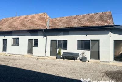 Casă cu 4 camere cu Teren 1200 Mp în Central - 2