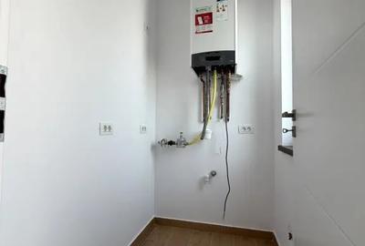 Casă cu 4 camere cu Teren 350 Mp în Covaci