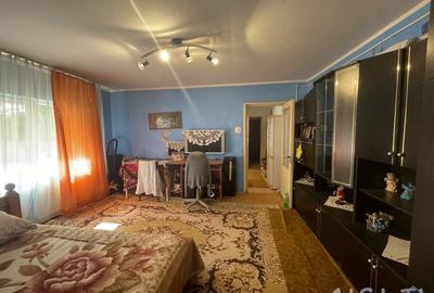 Apartament cu 2 camere semidecomandat, mobilat în Debarcader - 1