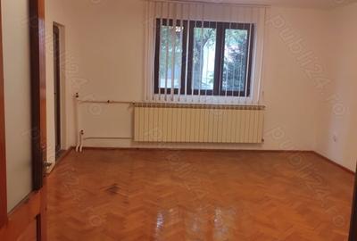 Casă cu 3 camere în Lipovei - 5