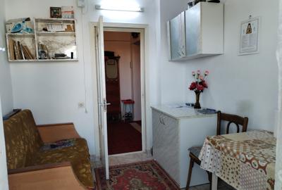 Apartament cu 3 camere decomandat, mobilat în Central - 10