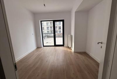 Apartament cu 3 camere în Podu Roș - 2