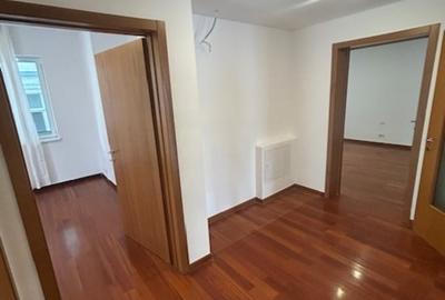 Apartament cu 4 camere decomandat în Primăverii - 3