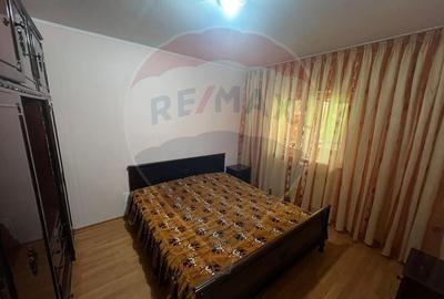 Apartament cu 2 camere decomandat în Central - 2