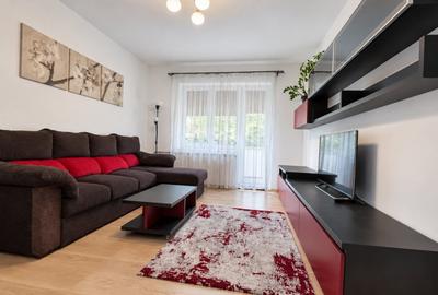 Apartament cu 3 camere decomandat, mobilat în Titan