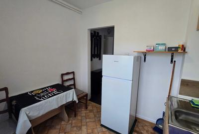 Garsonieră decomandată în Central - 2