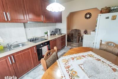 Apartament cu 2 camere decomandat în Micro 16 - 6