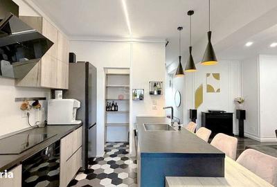 Apartament cu 3 camere, mobilat în Florilor