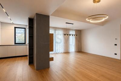 Apartament cu 3 camere semidecomandat, mobilat în Herăstrău