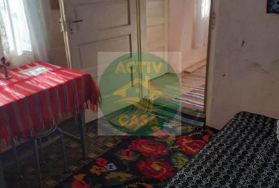 Casă cu 3 camere cu Teren 800 Mp în Icușești