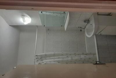 Garsonieră decomandată în Bartolomeu