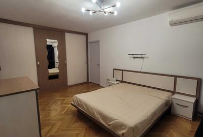 Apartament cu 3 camere decomandat în Central - 7