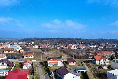 Teren de 1200 mp, în Bucovăț - 2