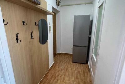 Apartament cu 2 camere semidecomandat în Ultracentral