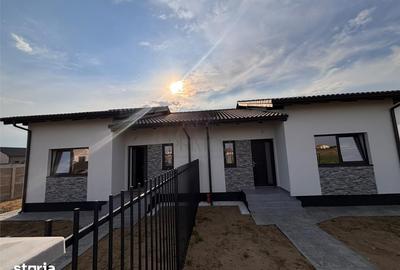 Casă cu 3 camere cu Teren 375 Mp în Central