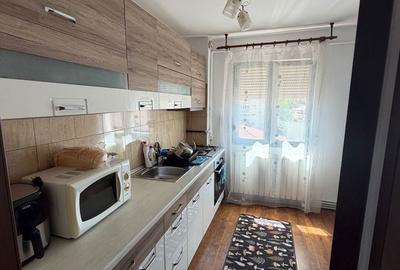 Apartament cu 3 camere decomandat în Central - 8