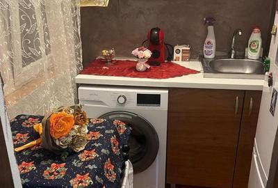 Apartament cu 2 camere nedecomandat în Central