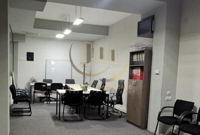 Spațiu comercial, de 38 mp, în Central