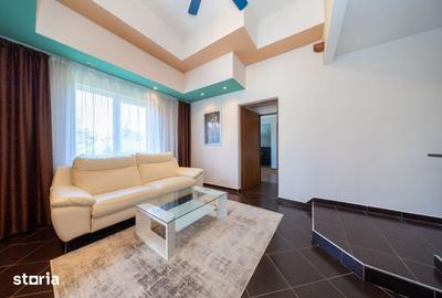 Casă cu 6 camere cu Teren 1000 Mp în Centrul Istoric - 2