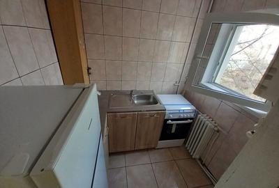 Garsonieră decomandată în Central - 1