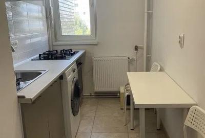 Apartament cu 3 camere în Drumul Taberei