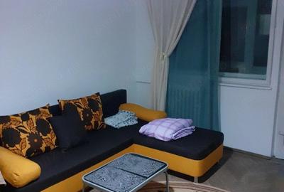Apartament cu 2 camere decomandat, mobilat în City Park Mall