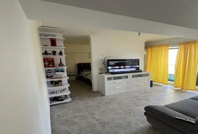 Apartament cu 2 camere, mobilat în Central