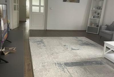 Casă cu 3 camere cu Teren 450 Mp în Central
