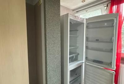 Garsonieră semidecomandată în Republicii
