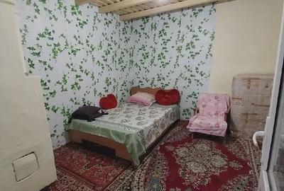 Casă cu 4 camere cu Teren 400 Mp în Giurgiului