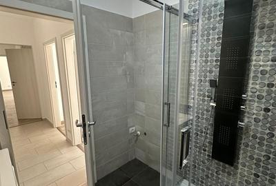 Apartament cu 3 camere decomandat în Drumul Taberei