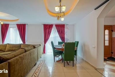 Casă cu 7 camere cu Teren 300 Mp în Central - 13