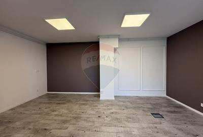 Spațiu comercial, de 59 mp, în Borhanci - 2