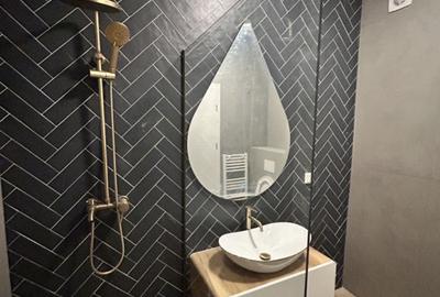 Apartament cu 3 camere semidecomandat, mobilat în Florești - 4