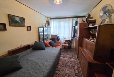 Apartament cu 2 camere semidecomandat în Baba Novac